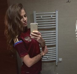 Девушка из Орла. Хочу любви с опытным мужчиной Девушка из Орла. Хочу любви с опытным мужчиной